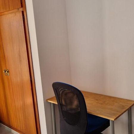 Apartamento Familiar Con Piscina Y Wifi เลสกาลา ภายนอก รูปภาพ