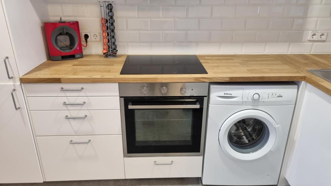 Apartamento Familiar Con Piscina Y Wifi เลสกาลา ภายนอก รูปภาพ