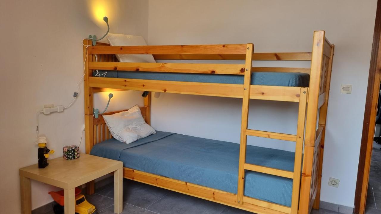 Apartamento Familiar Con Piscina Y Wifi เลสกาลา ภายนอก รูปภาพ
