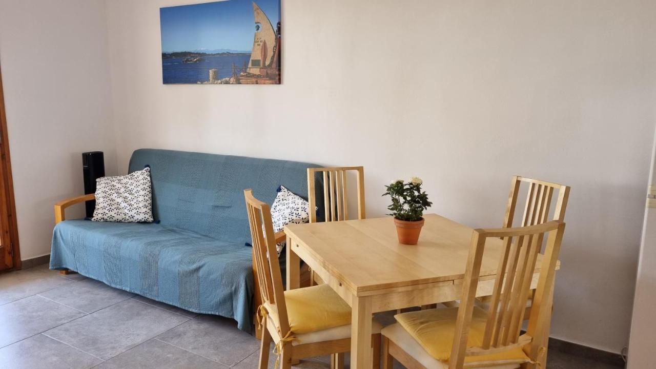 Apartamento Familiar Con Piscina Y Wifi เลสกาลา ภายนอก รูปภาพ