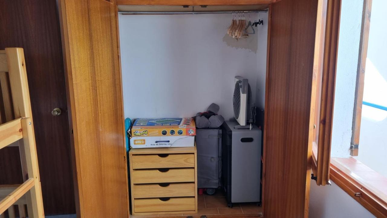 Apartamento Familiar Con Piscina Y Wifi เลสกาลา ภายนอก รูปภาพ