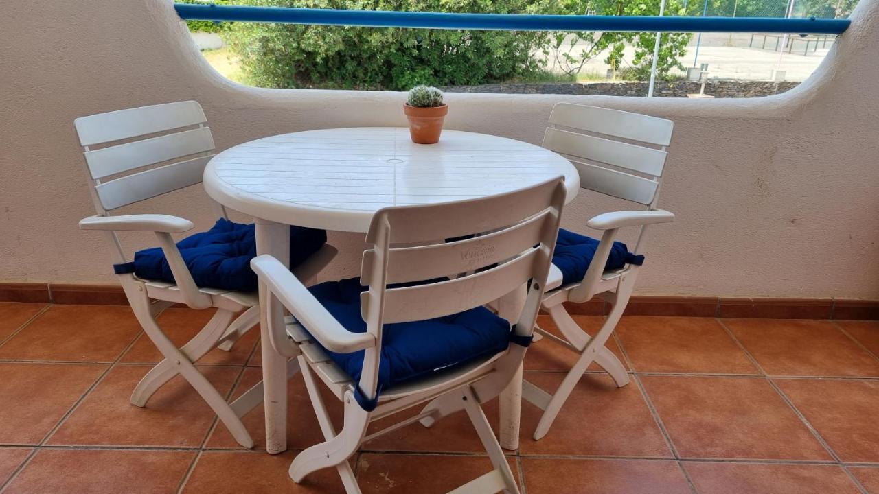Apartamento Familiar Con Piscina Y Wifi เลสกาลา ภายนอก รูปภาพ